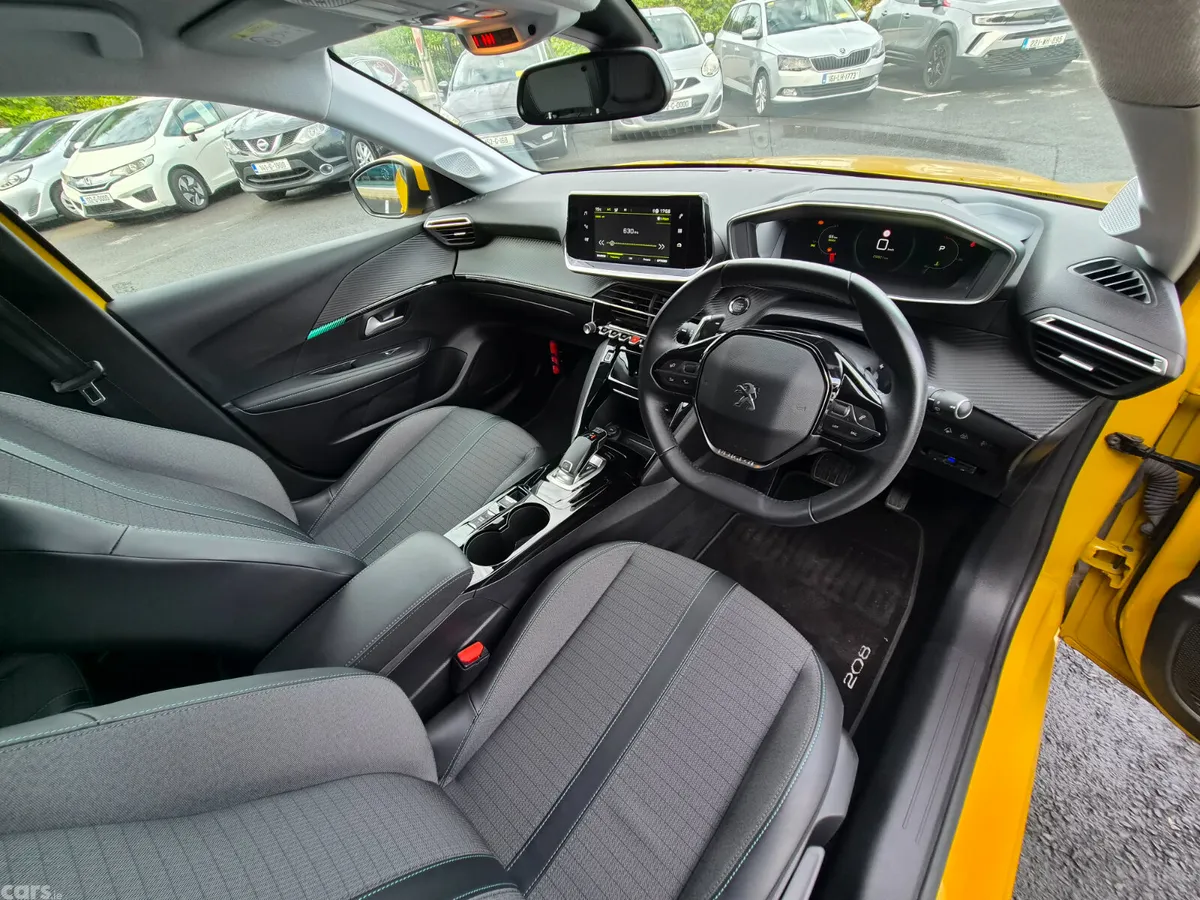 Peugeot 208 Hatchback, Petrol, 2021, Yellow