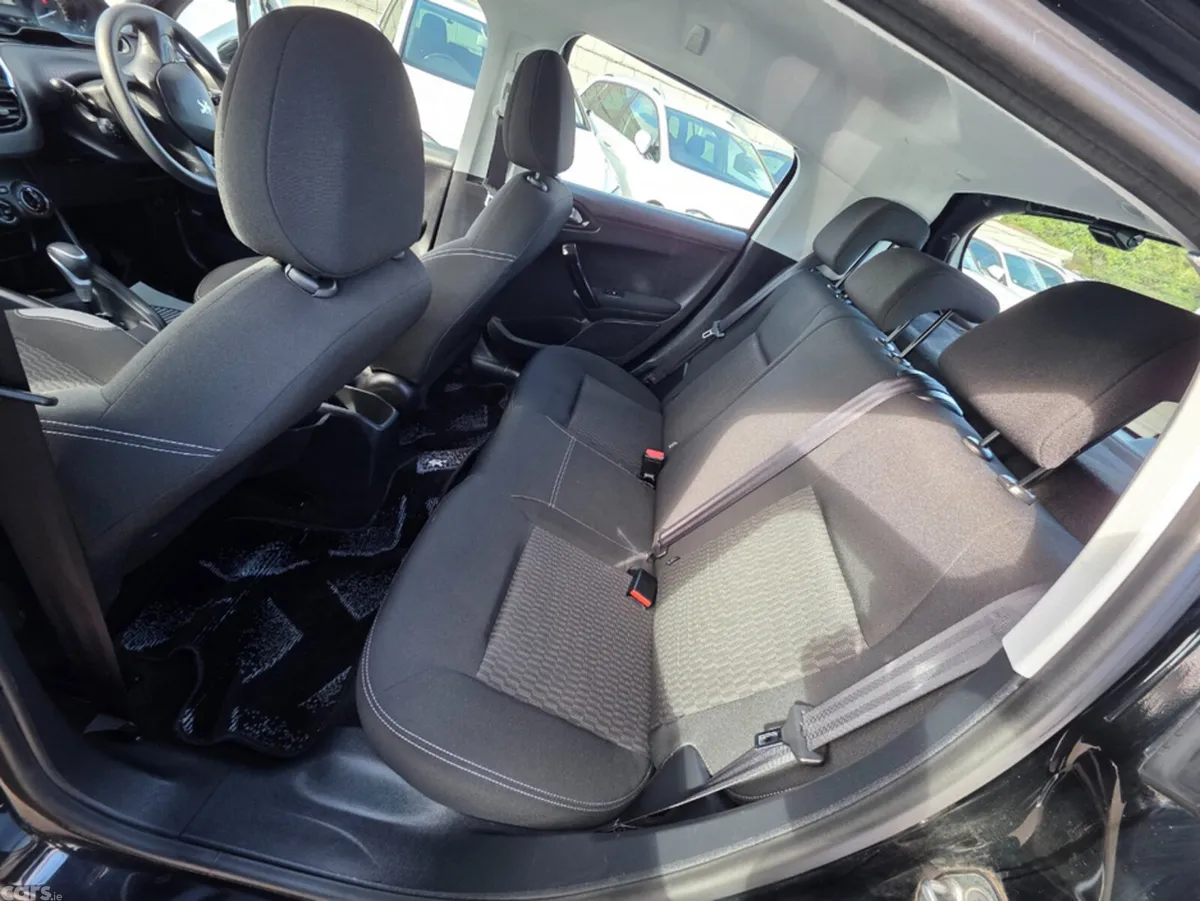 Peugeot 208 Hatchback, Petrol, 2016, Black