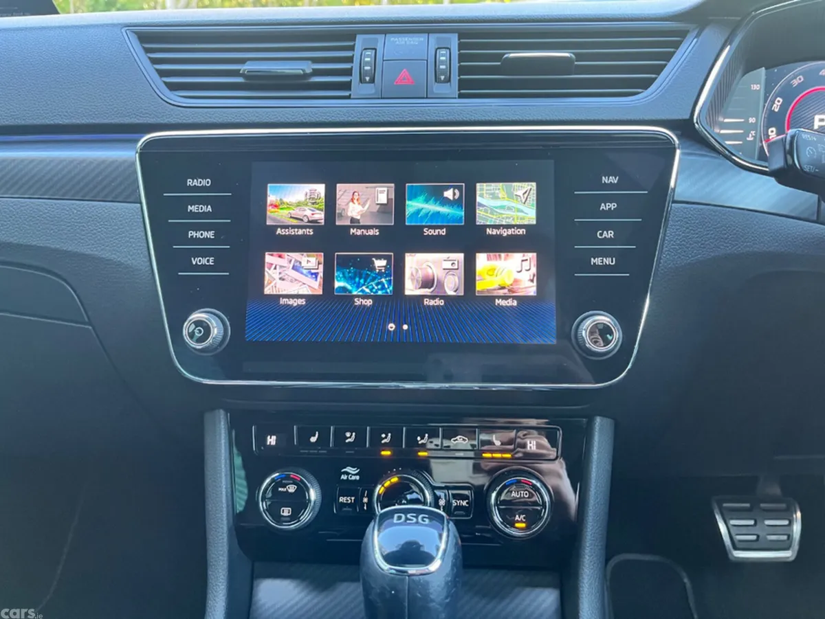 Skoda Superb Hatchback, Diesel, 2021, Grey