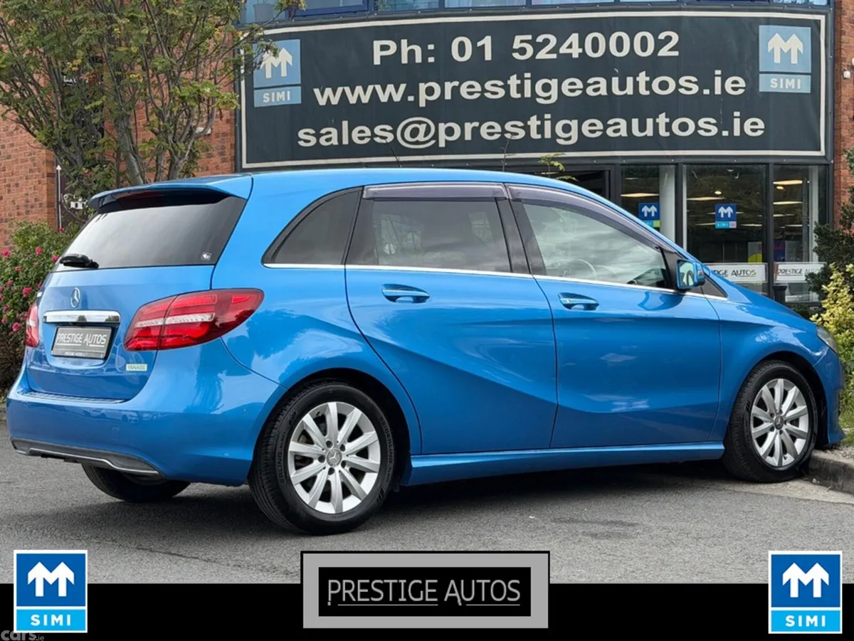 Mercedes-Benz B-Class Hatchback, Petrol, 2015, Blue