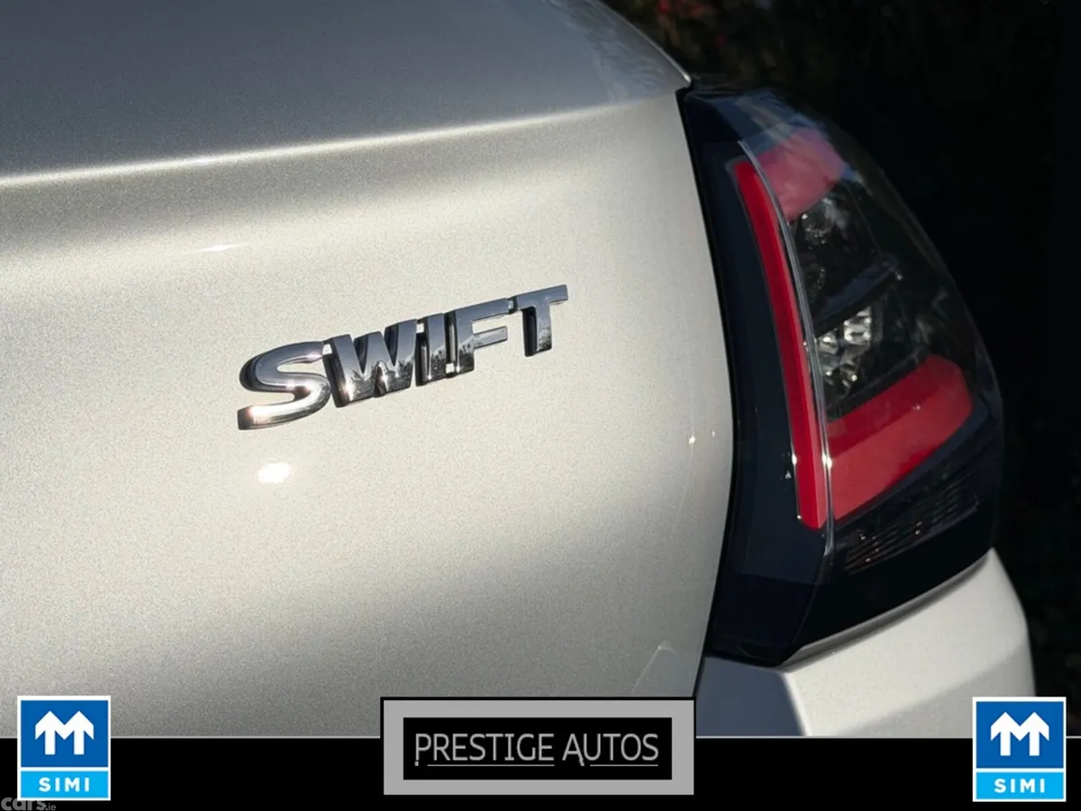 Suzuki Swift Hatchback, Petrol Hybrid, 2023, Silver