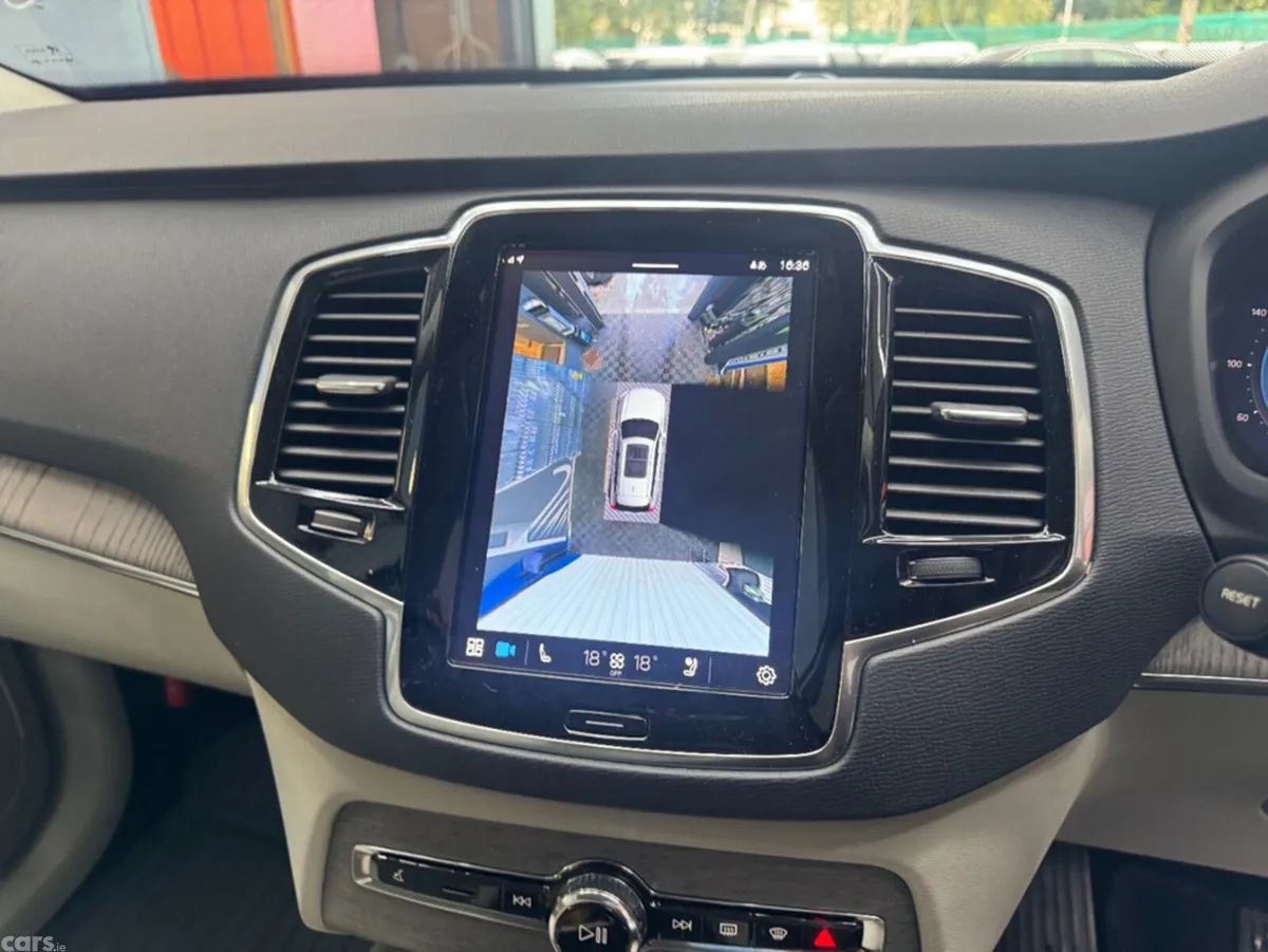 Volvo XC90 SUV, Petrol Plug-in Hybrid, 2023, White