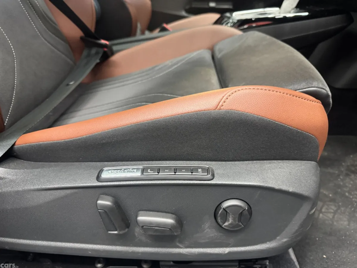 Volkswagen ID.4 SUV, Electric, 2024, Blue