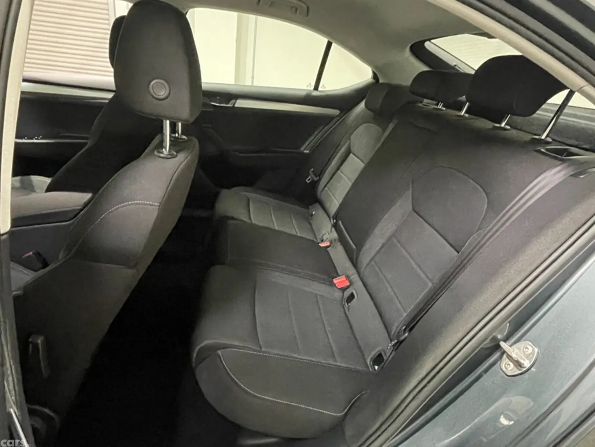 Skoda Superb Hatchback, Diesel, 2019, Grey