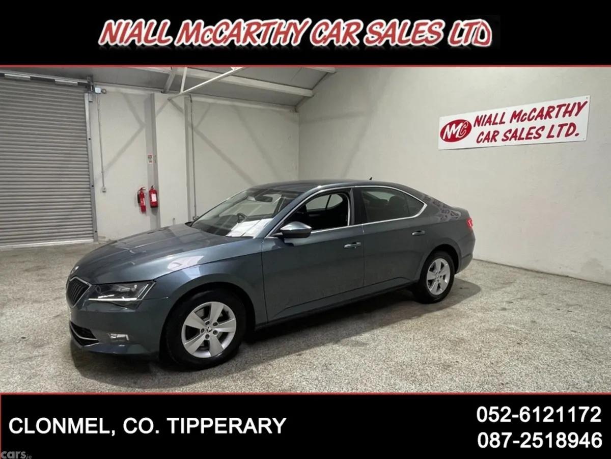 Skoda Superb Hatchback, Diesel, 2019, Grey