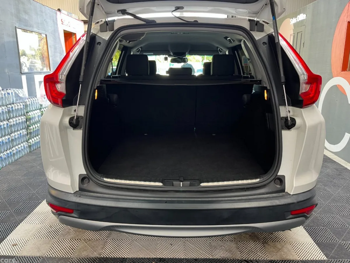 Honda CR-V SUV, Petrol Hybrid, 2019, White