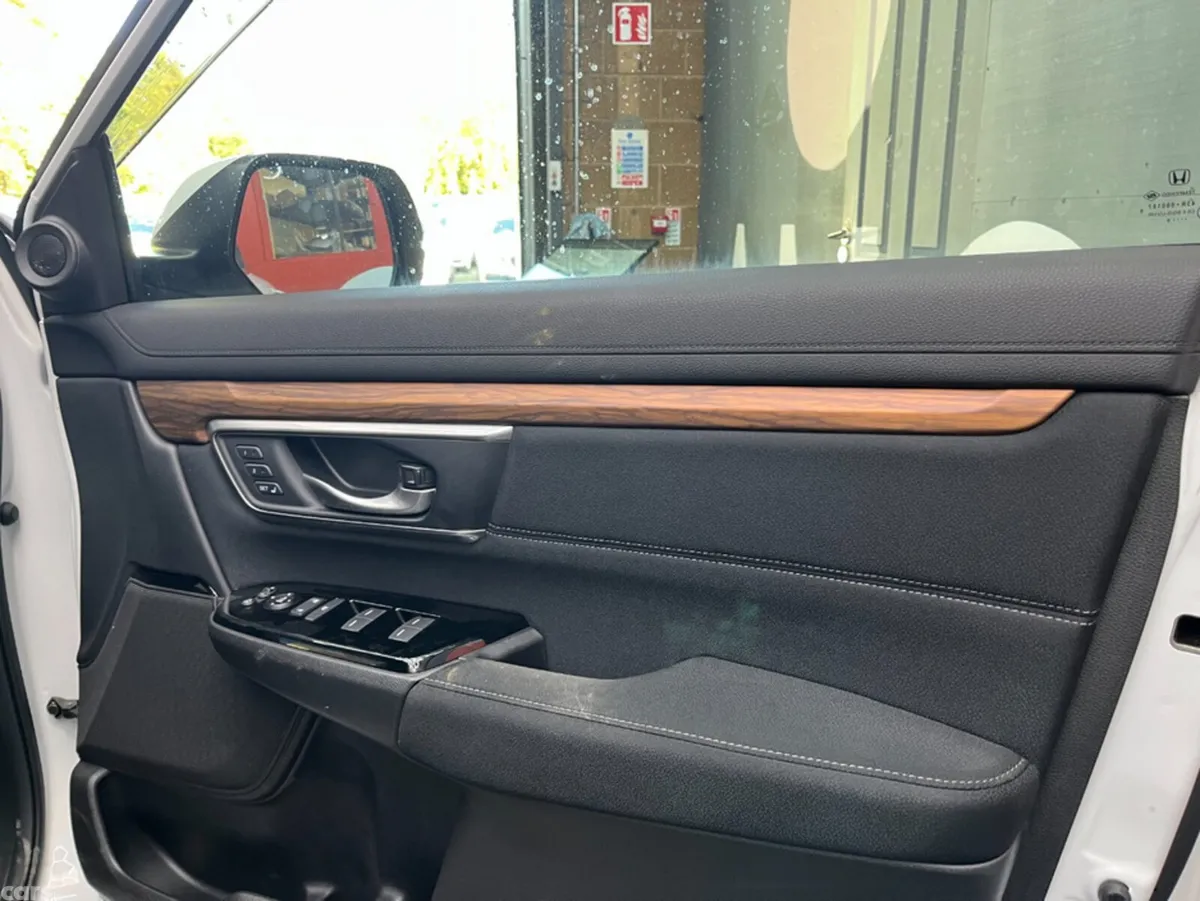 Honda CR-V SUV, Petrol Hybrid, 2019, White