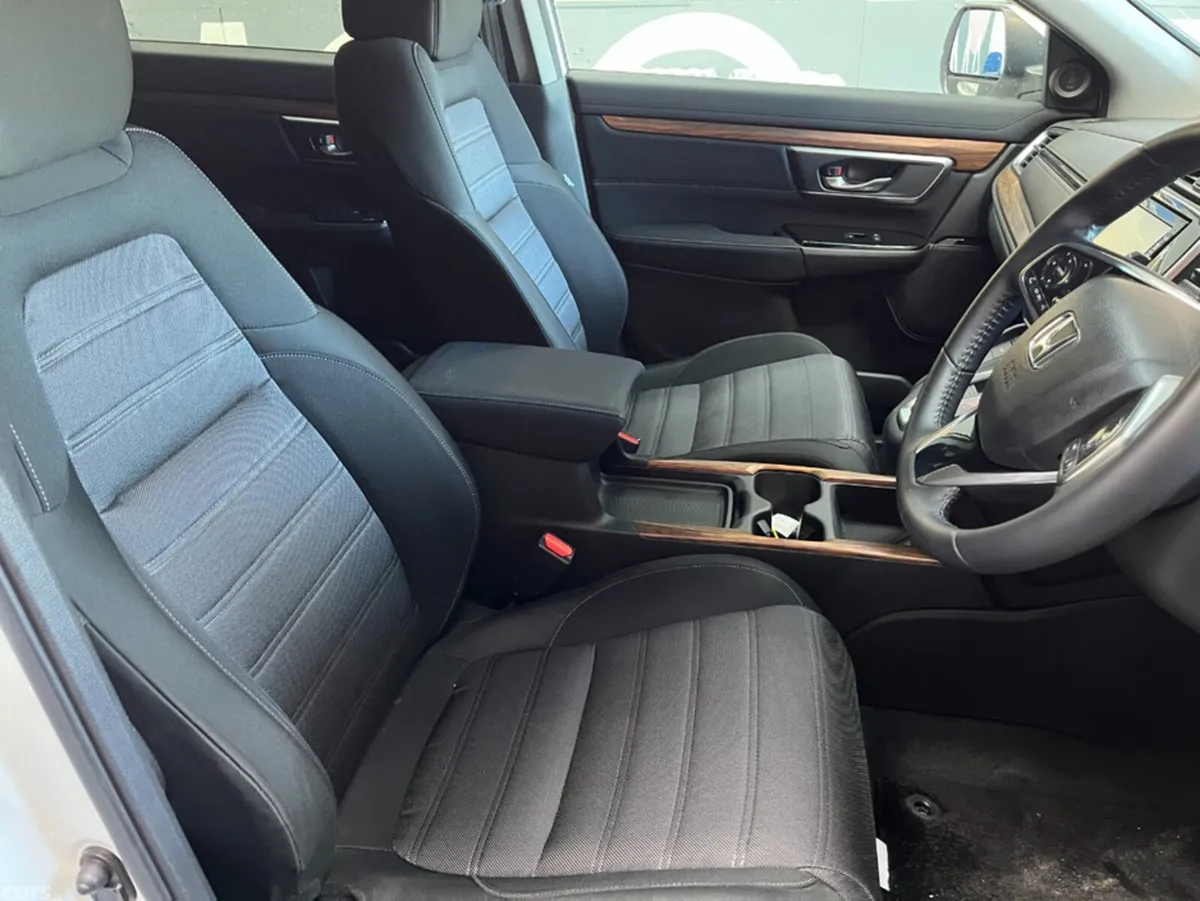 Honda CR-V SUV, Petrol Hybrid, 2019, White