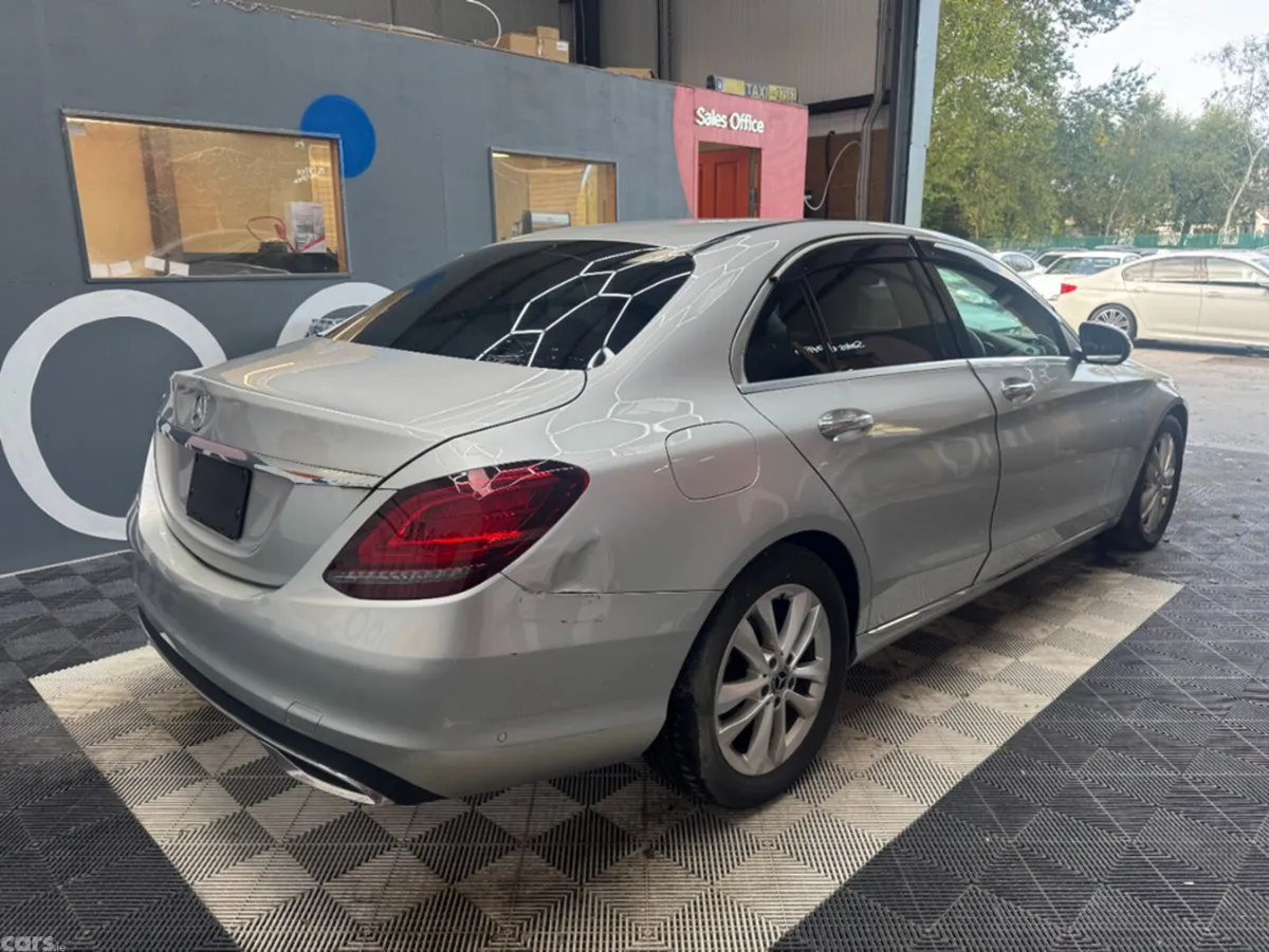 Mercedes-Benz C-Class Saloon, Petrol, 2018, Silver