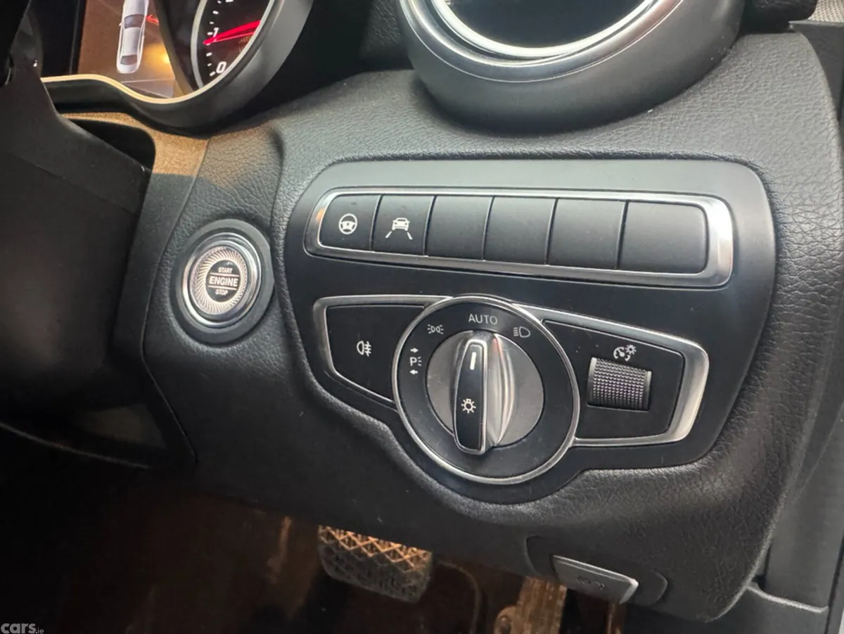 Mercedes-Benz C-Class Saloon, Petrol, 2018, Silver