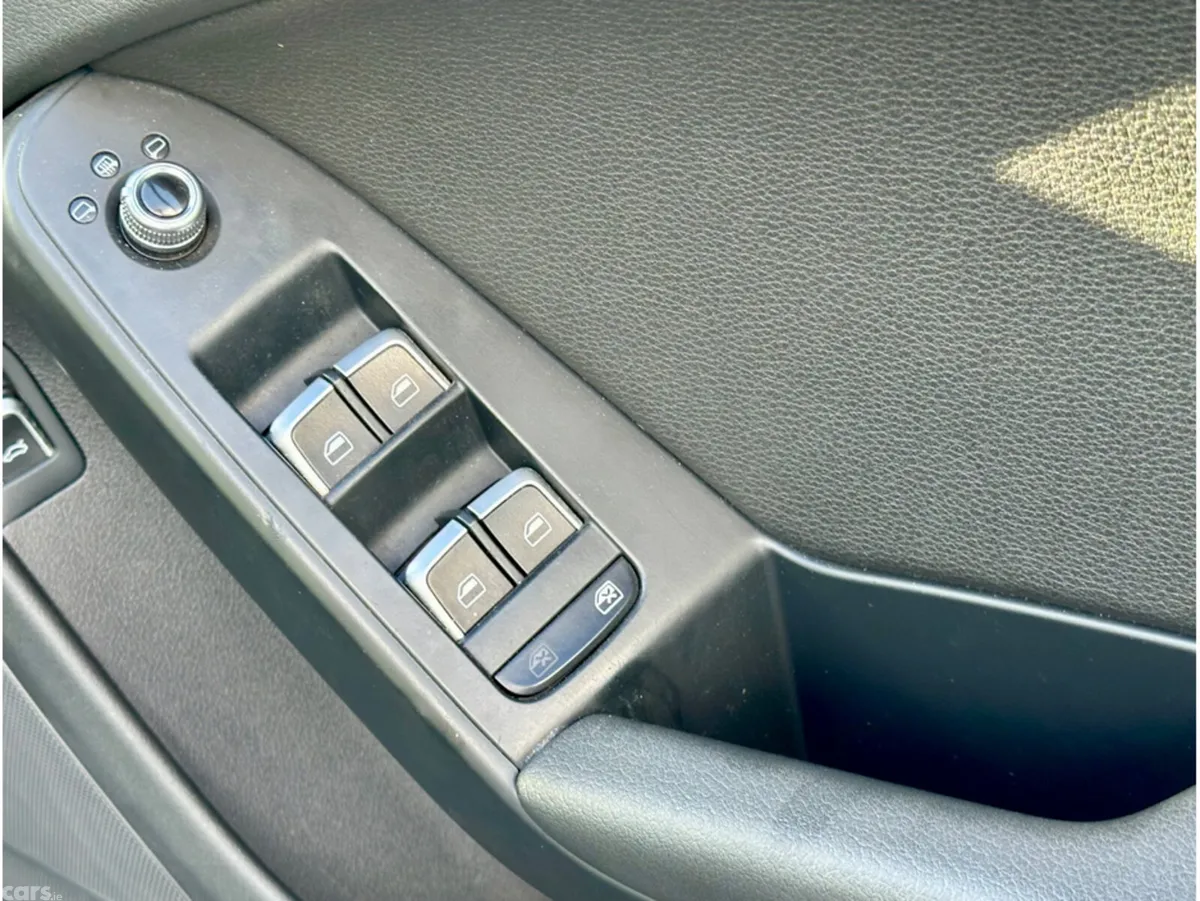 Audi A4 Saloon, Diesel, 2015, Grey