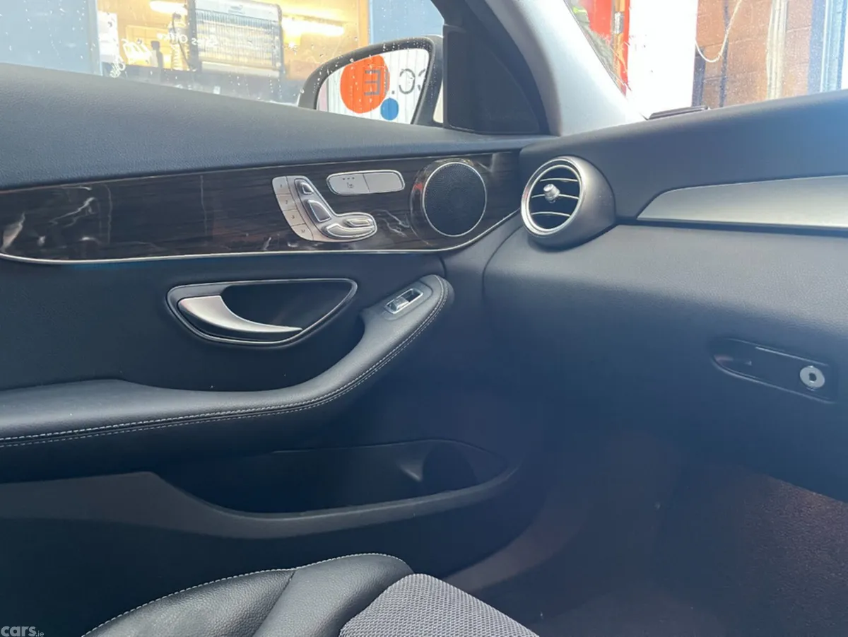 Mercedes-Benz C-Class Saloon, Petrol Plug-in Hybrid, 2017, White