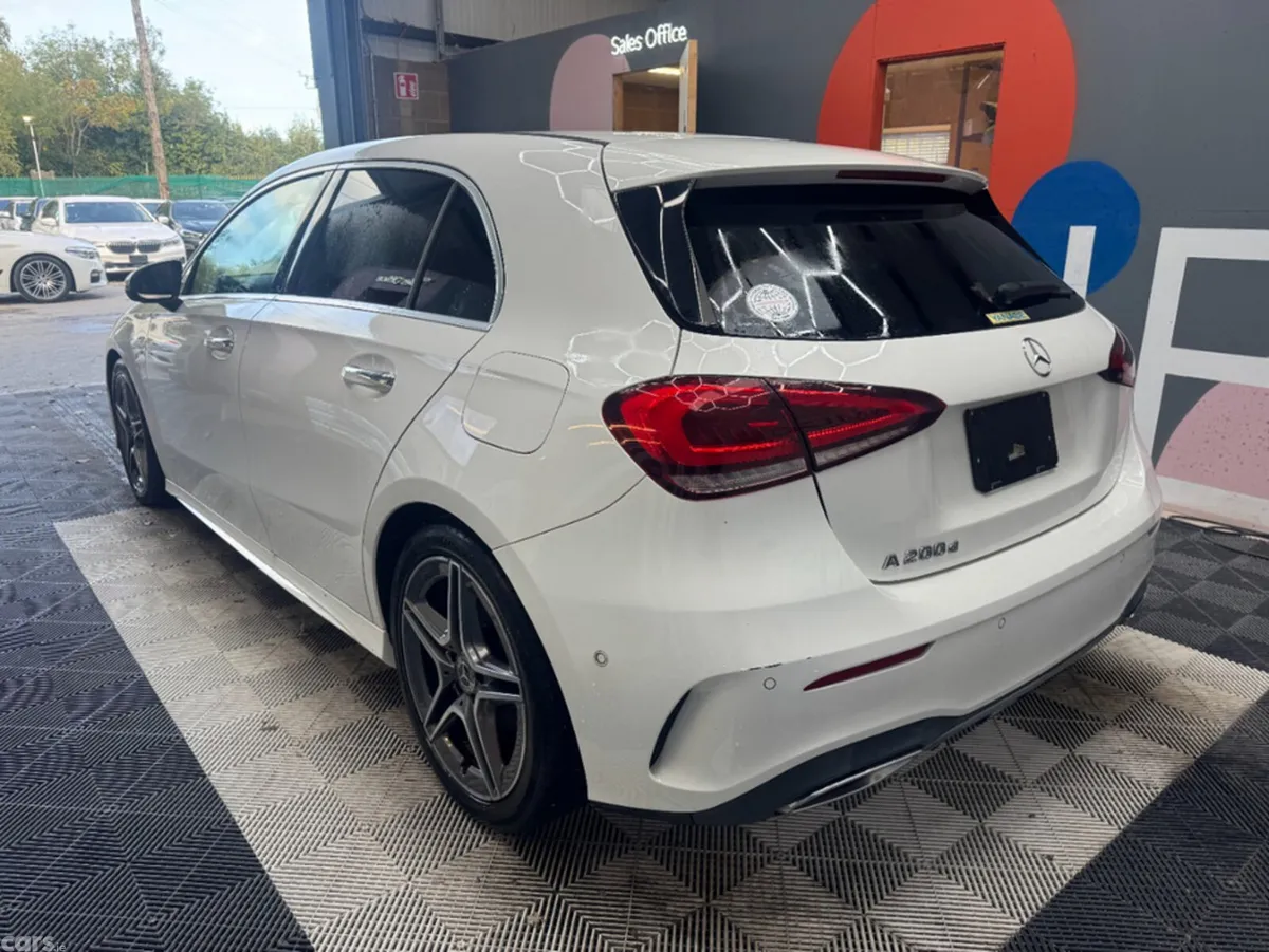 Mercedes-Benz C-Class Saloon, Petrol, 2019, White