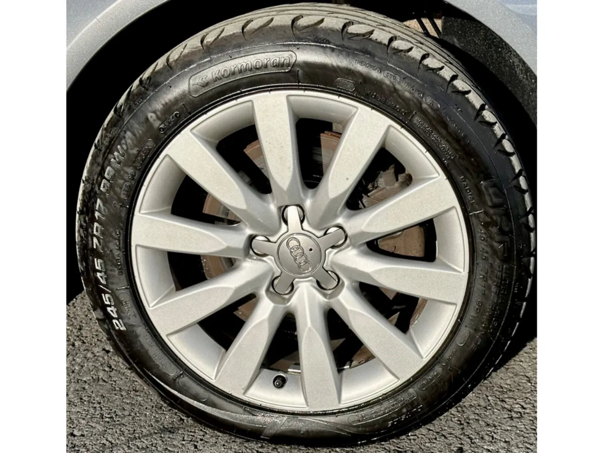 Audi A4 Saloon, Diesel, 2015, Grey