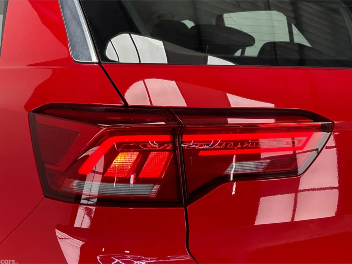 Volkswagen T-Roc Estate, Petrol, 2021, Red
