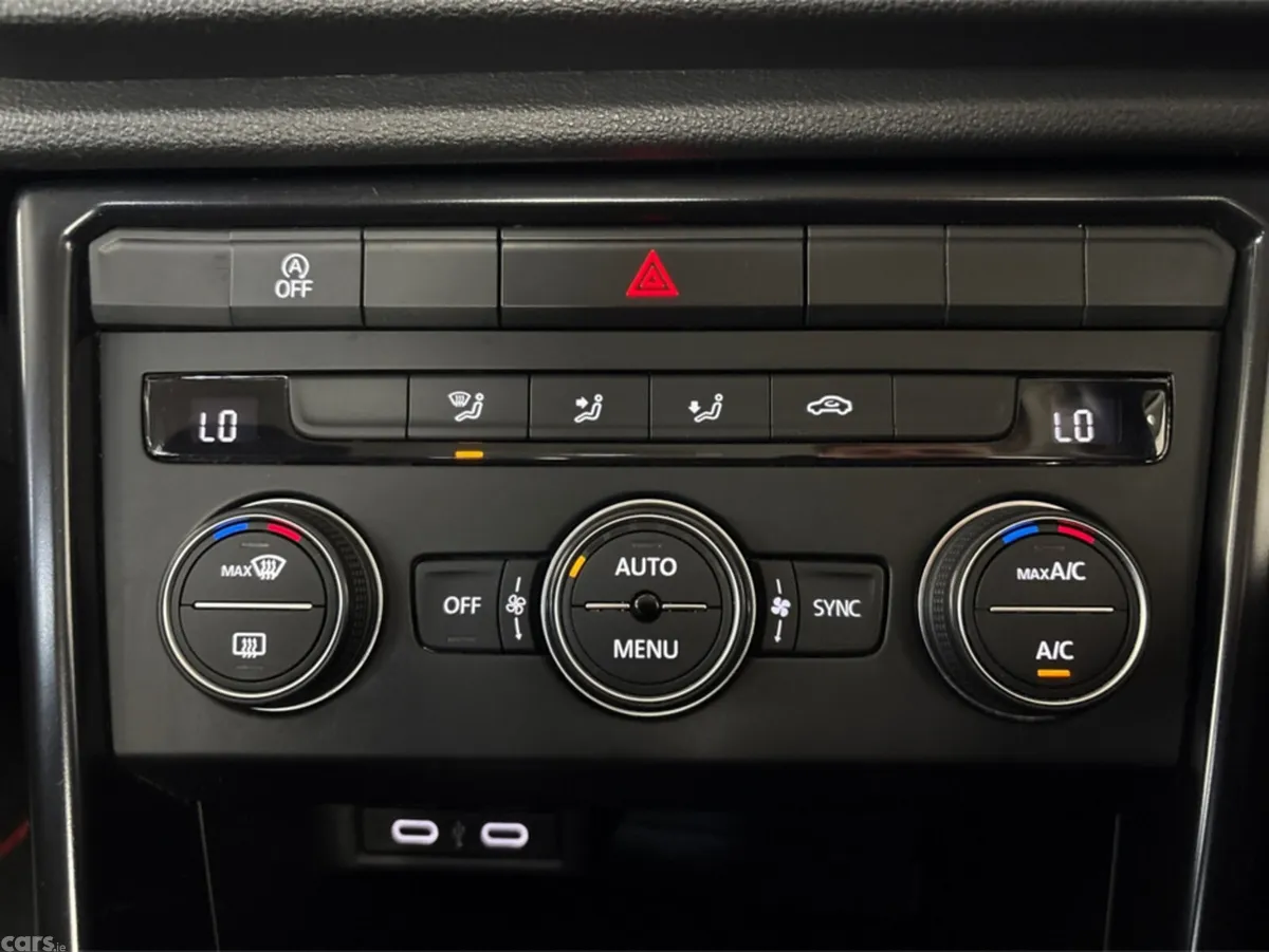 Volkswagen T-Roc Estate, Petrol, 2021, Red