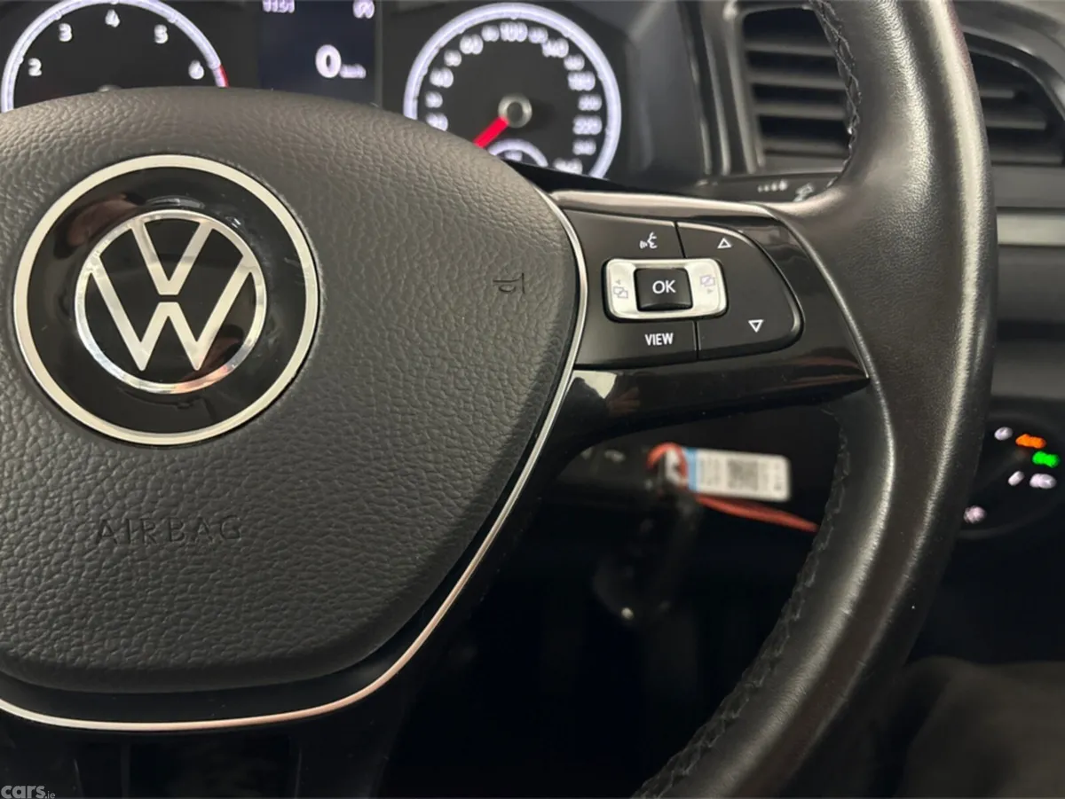 Volkswagen T-Roc Estate, Petrol, 2021, Red