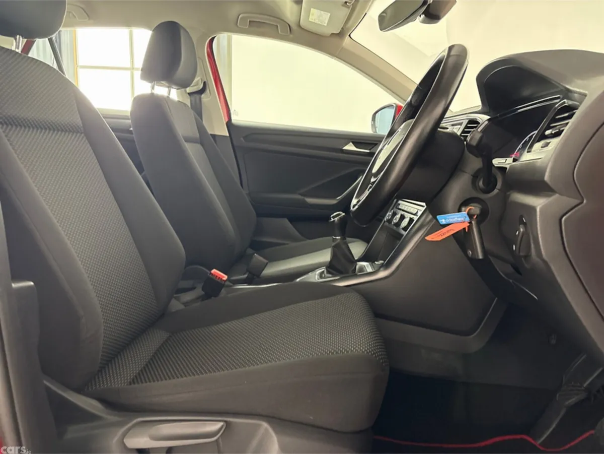 Volkswagen T-Roc Estate, Petrol, 2021, Red