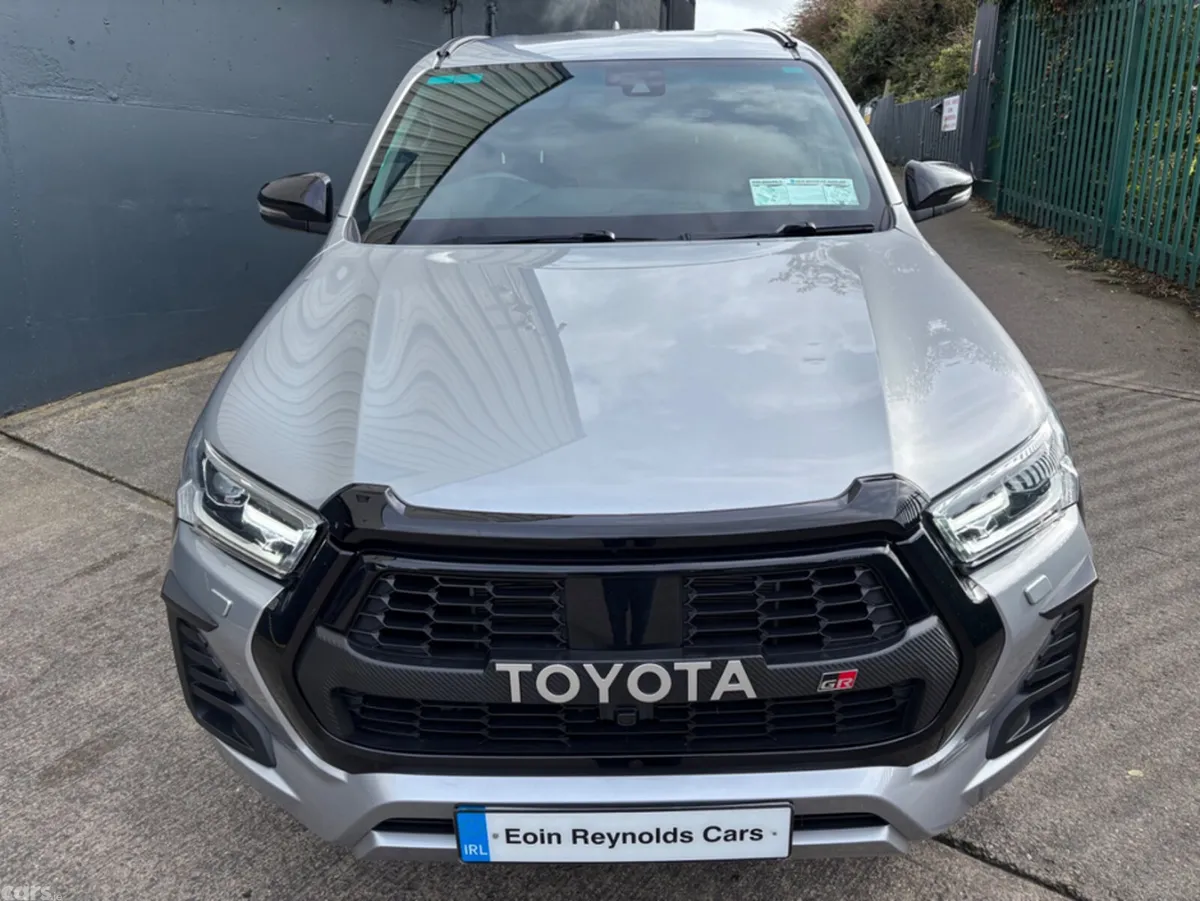 Toyota Hilux SUV, Diesel, 2023, Silver