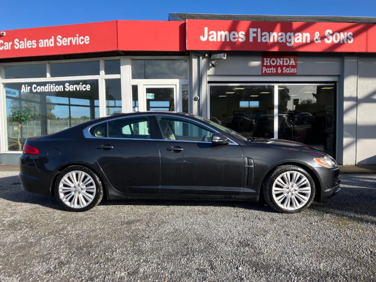 Jaguar XF Saloon, Diesel, 2011, Grey