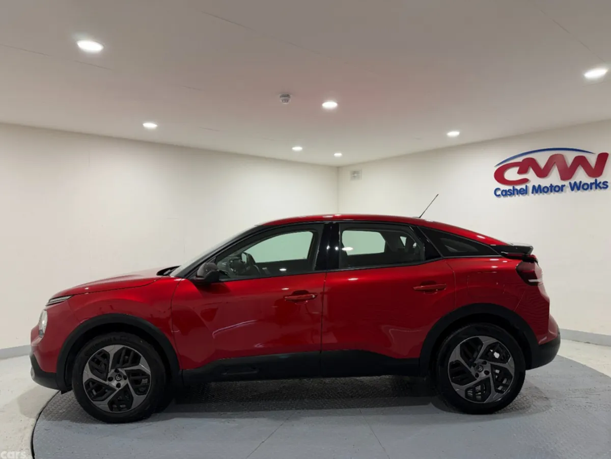 Citroen C4 Hatchback, Diesel, 2022, Red