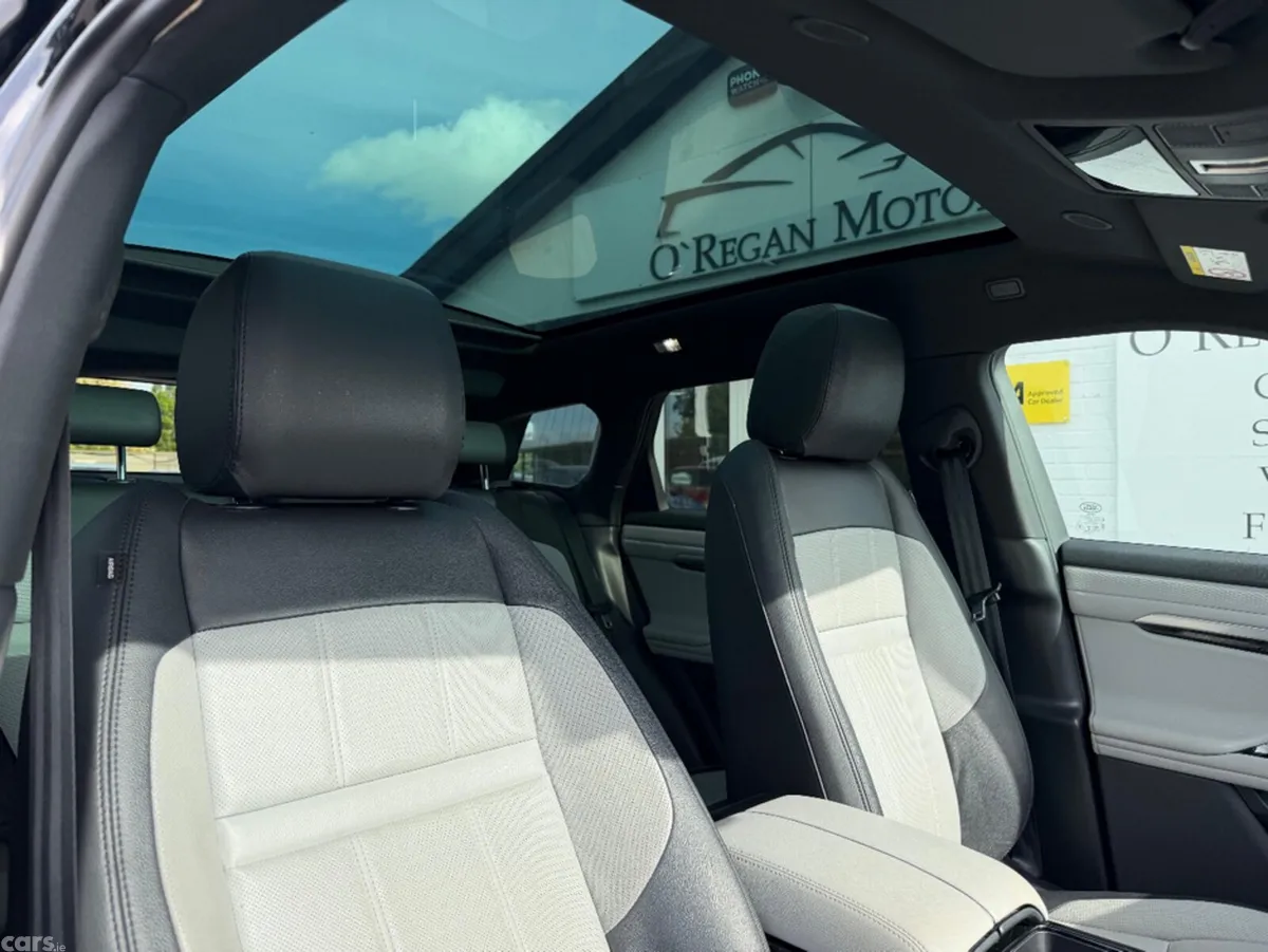 Land Rover Range Rover Evoque Estate, Petrol Hybrid, 2023, Black