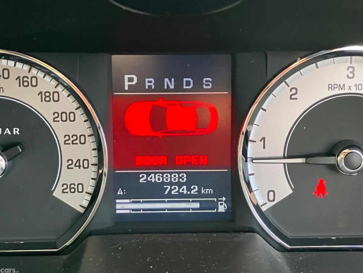 Jaguar XF Saloon, Diesel, 2011, Grey