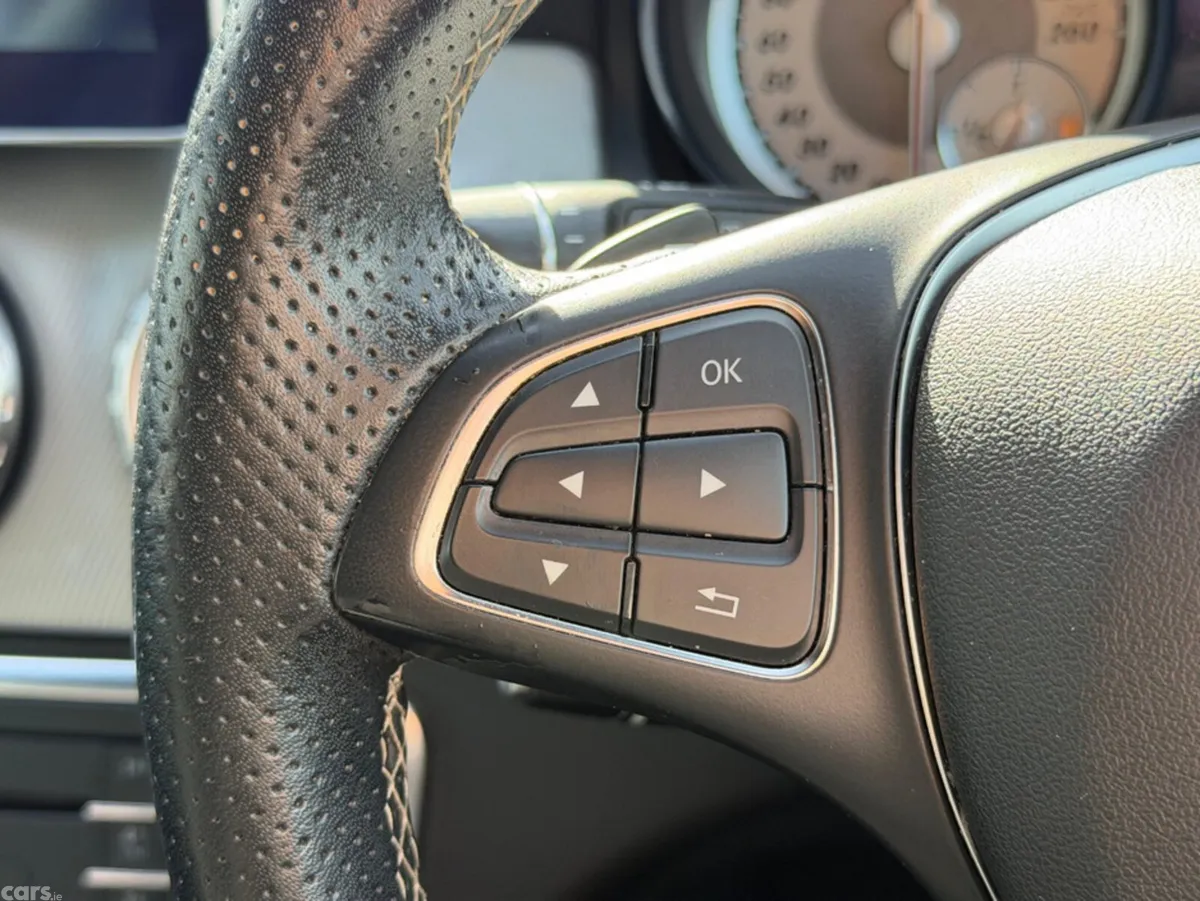 Mercedes-Benz GLA Estate, Petrol, 2016, Black