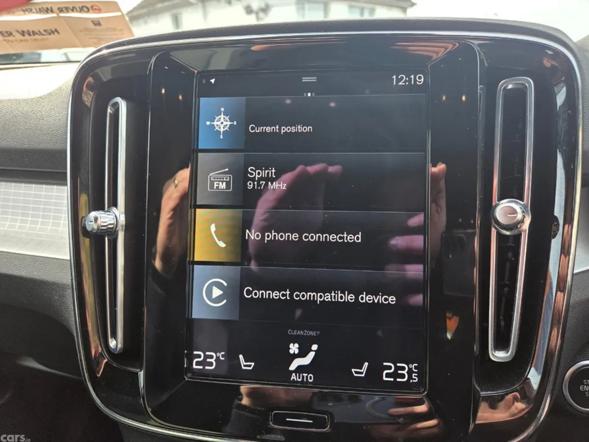 Volvo XC40 Estate, Petrol Plug-in Hybrid, 2023, Black