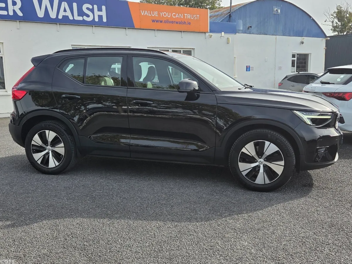 Volvo XC40 Estate, Petrol Plug-in Hybrid, 2023, Black