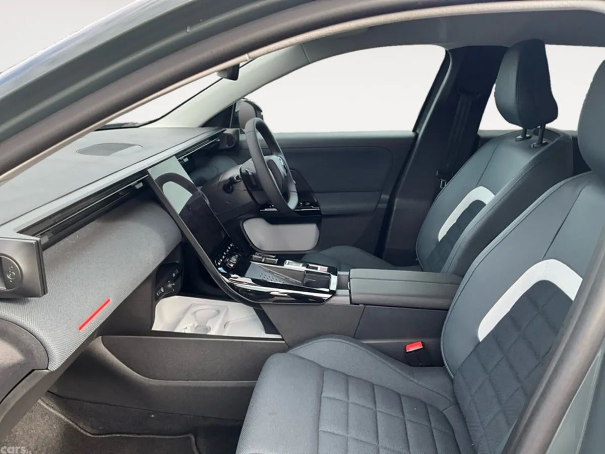 Citroen C5 Aircross MPV, Electric, 2026, Green