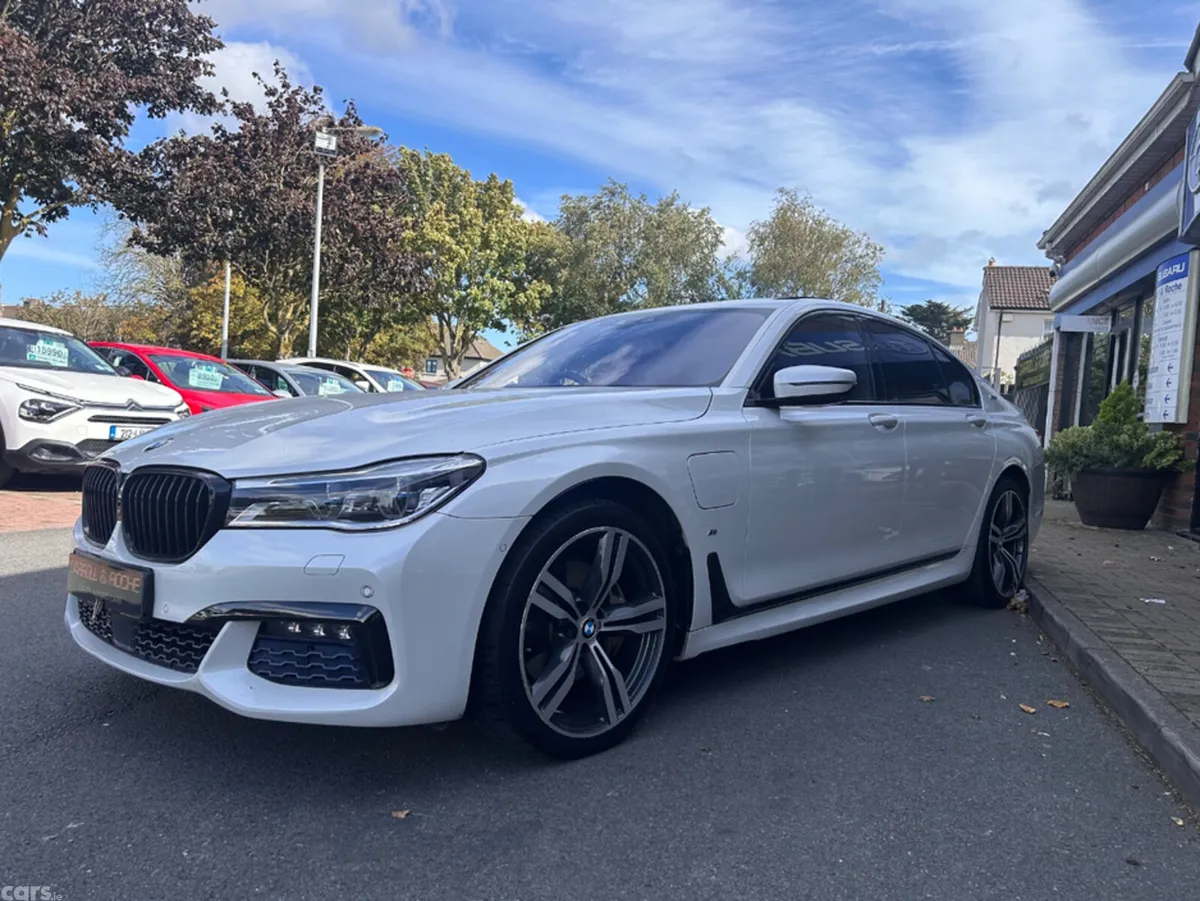 BMW 7-Series Saloon, Petrol Plug-in Hybrid, 2017, White