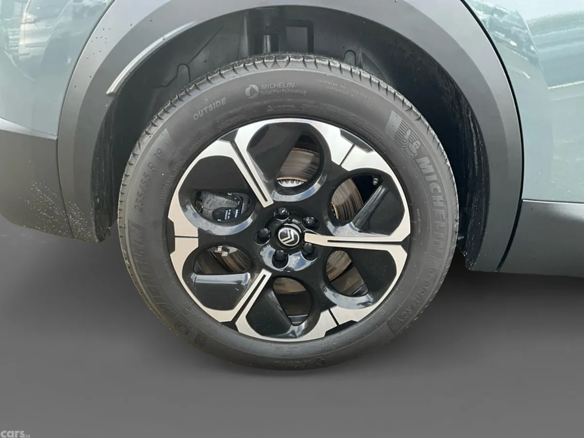 Citroen C5 Aircross MPV, Electric, 2026, Green