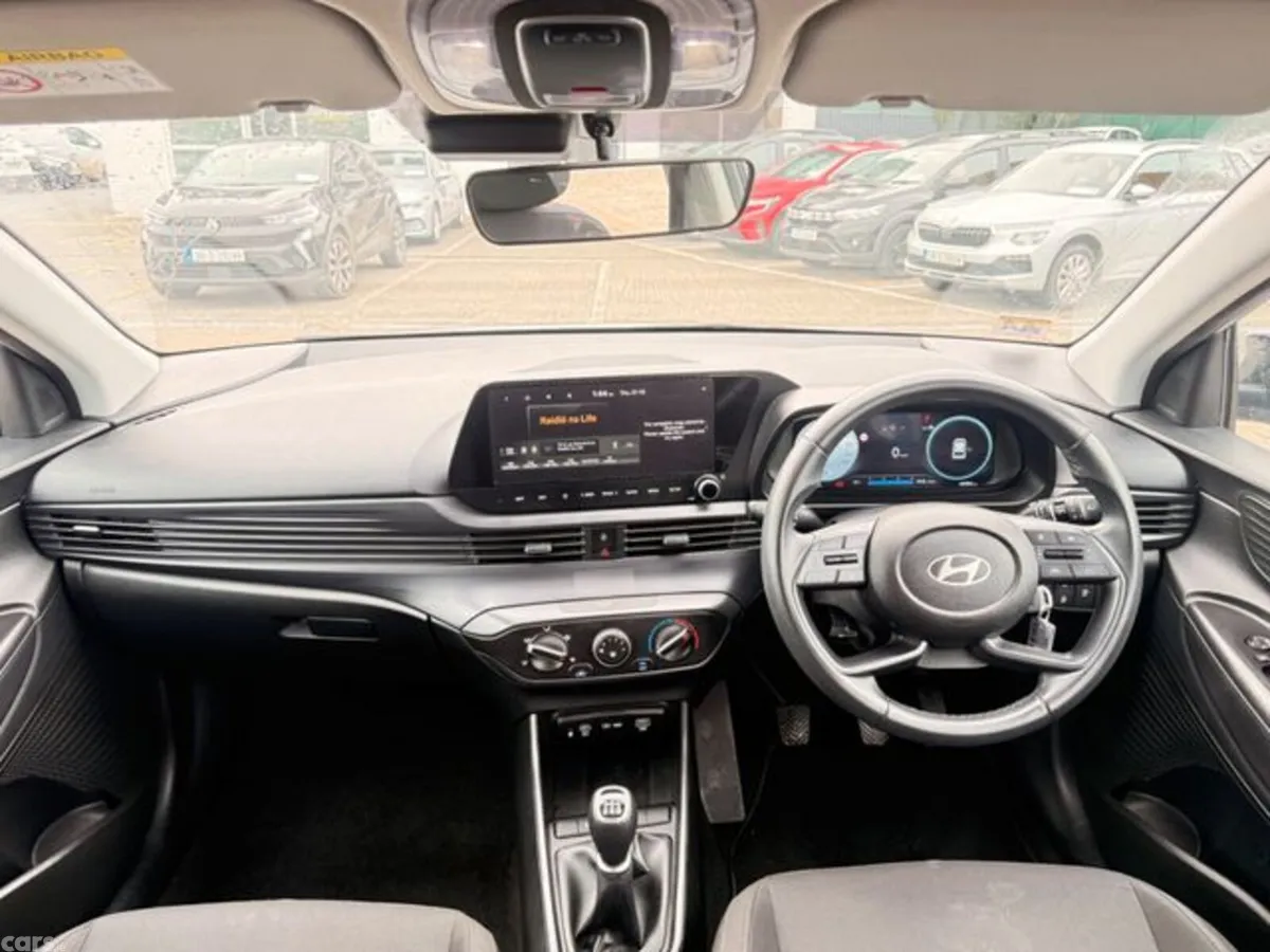 Hyundai i20 Hatchback, Petrol, 2024, Grey