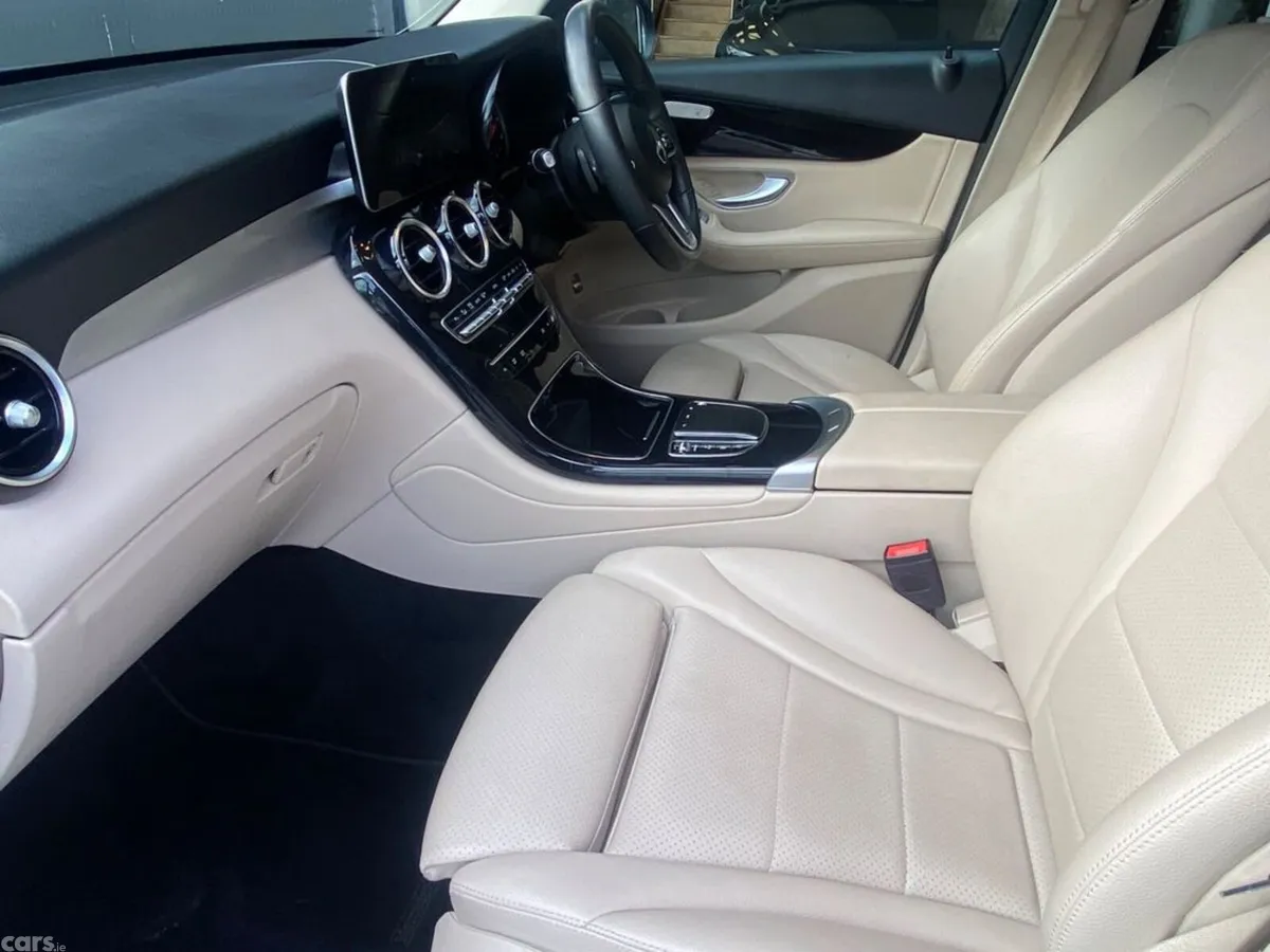 Mercedes-Benz GLC Estate, Diesel, 2022, Blue