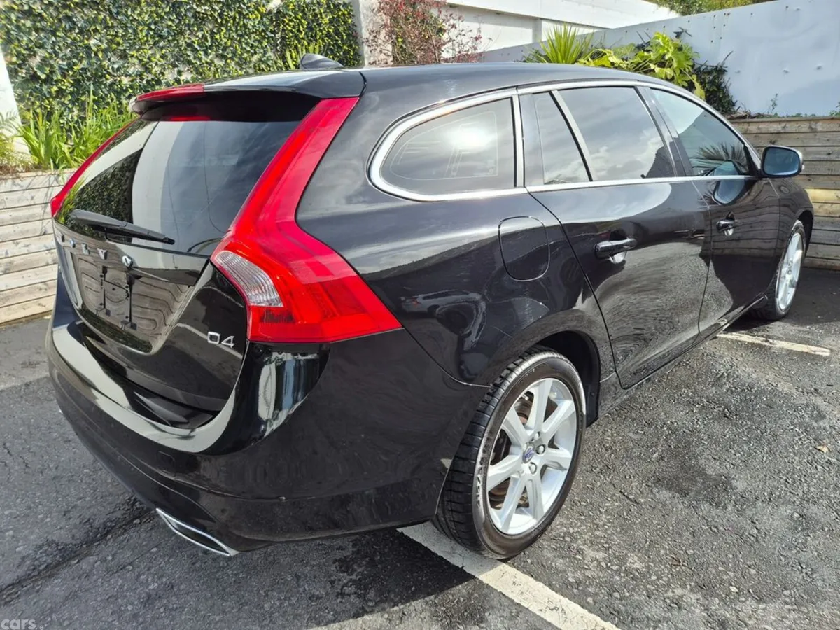 Volvo V60 Estate, Diesel, 2018, Black