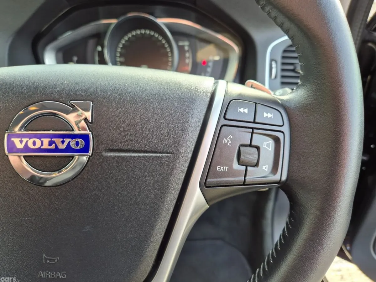 Volvo V60 Estate, Diesel, 2018, Black