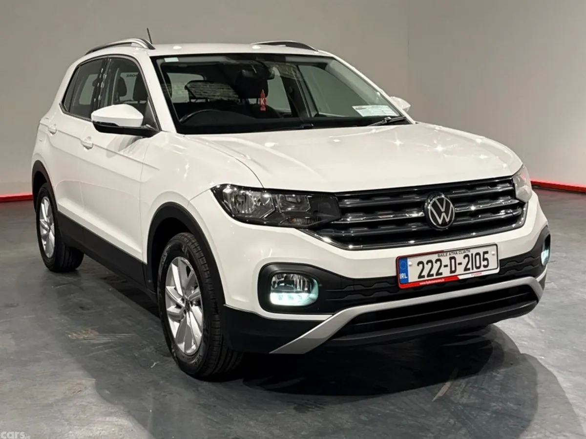 Volkswagen T-Cross Hatchback, Petrol, 2022, White