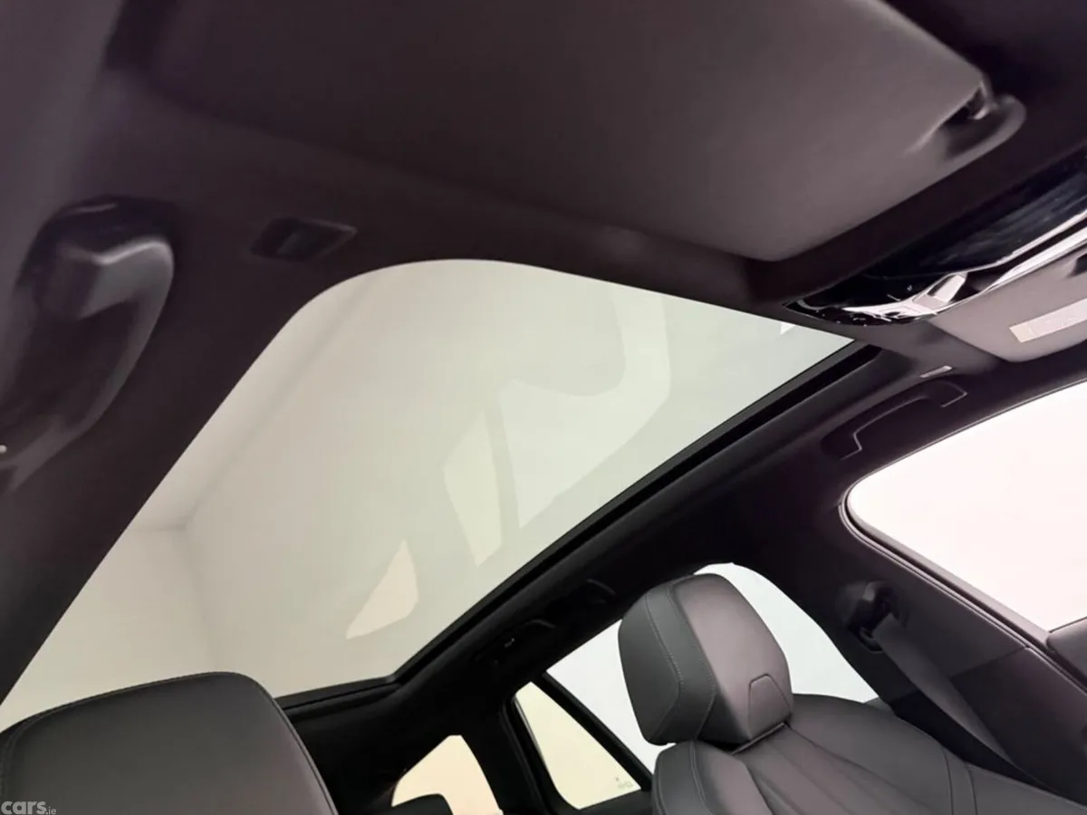 BMW 5-Series Estate, Petrol Plug-in Hybrid, 2025, Grey