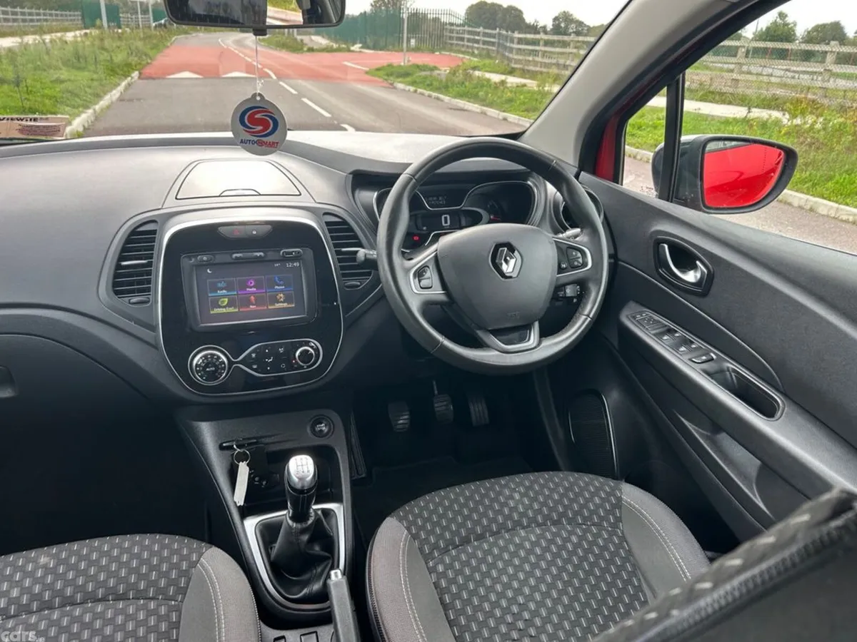 Renault Captur Hatchback, Diesel, 2018, Red