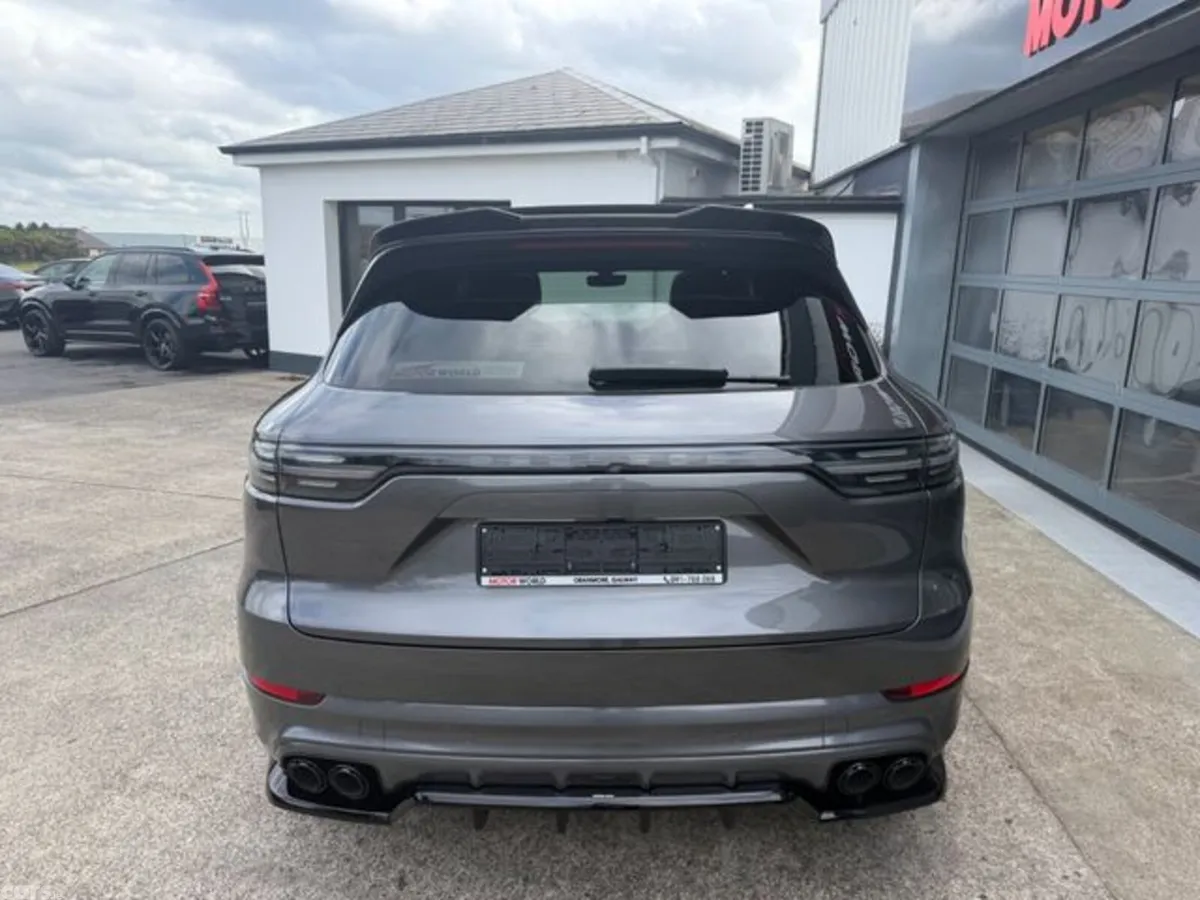 Porsche Cayenne SUV, Petrol Plug-in Hybrid, 2023, Grey