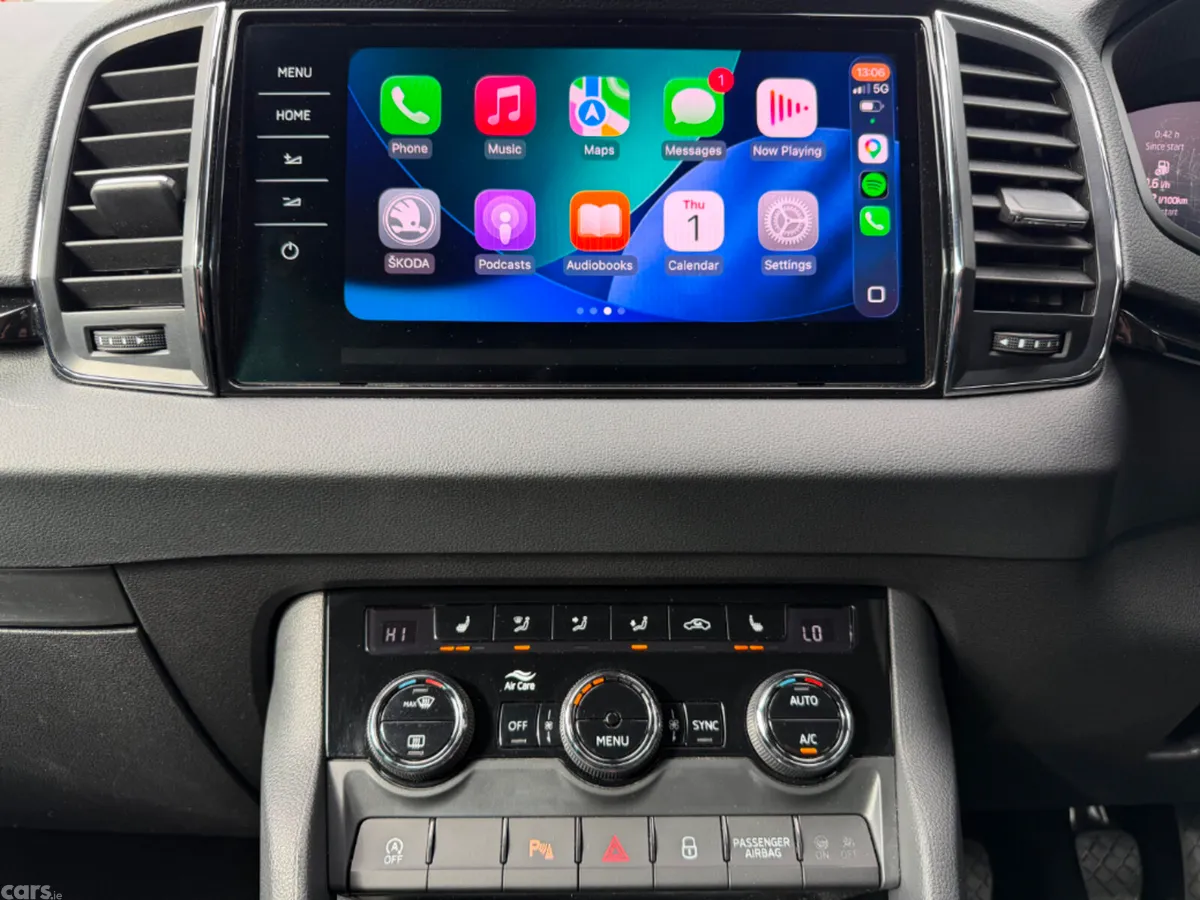 Skoda Karoq SUV, Diesel, 2024, Grey
