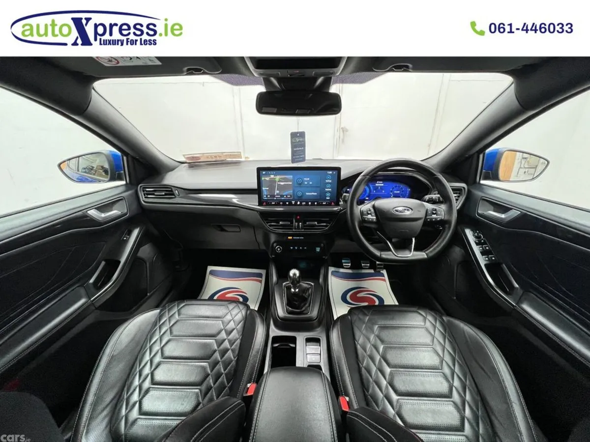 Ford Focus Hatchback, Petrol, 2023, Blue