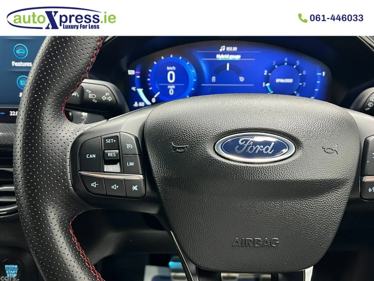 Ford Focus Hatchback, Petrol, 2023, Blue