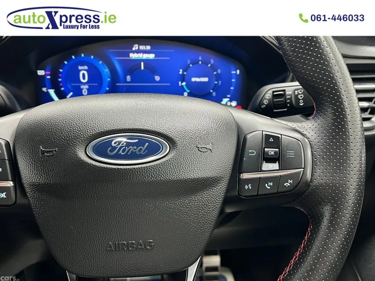 Ford Focus Hatchback, Petrol, 2023, Blue