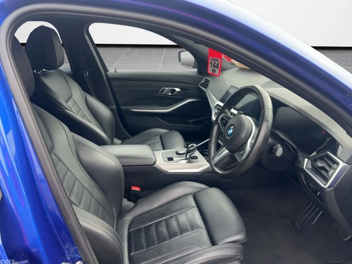 BMW 3-Series Saloon, Petrol Plug-in Hybrid, 2021, Blue