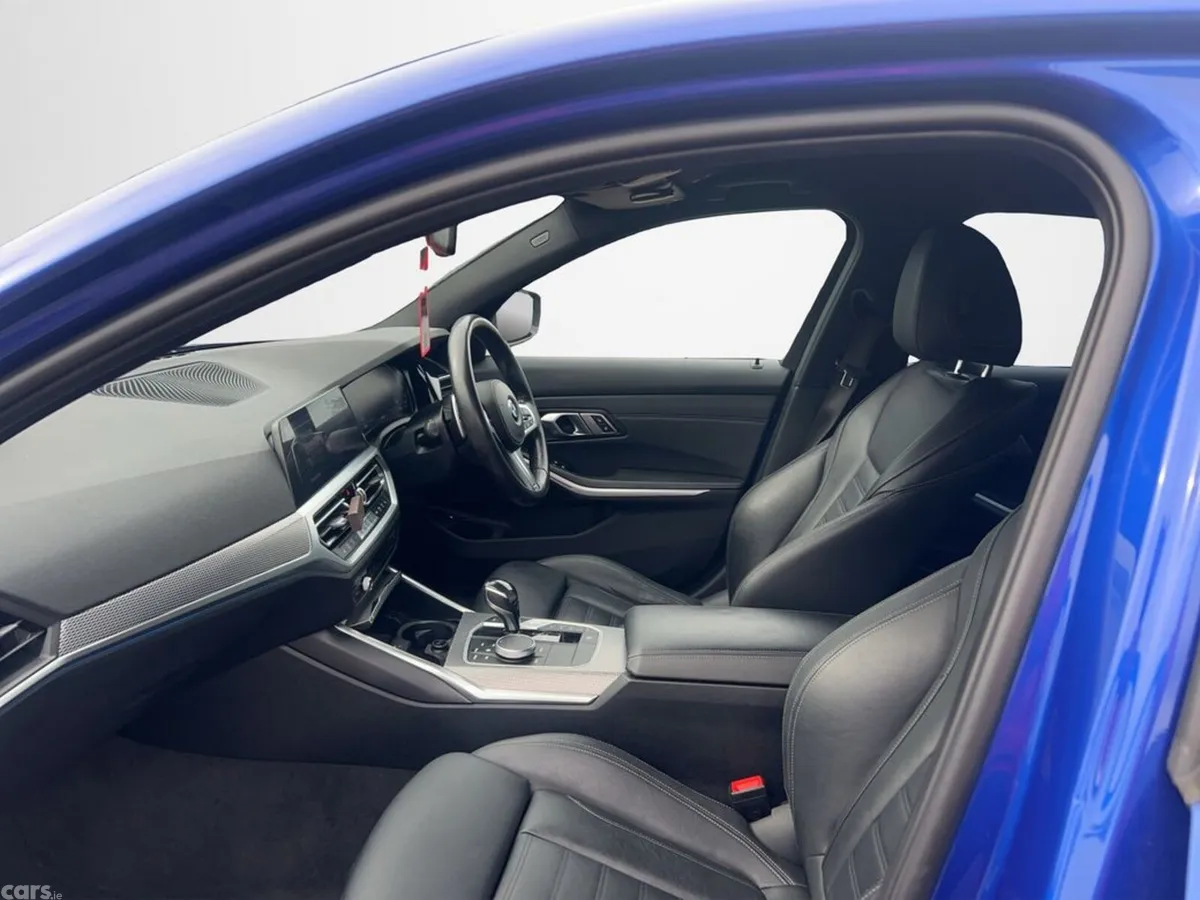 BMW 3-Series Saloon, Petrol Plug-in Hybrid, 2021, Blue
