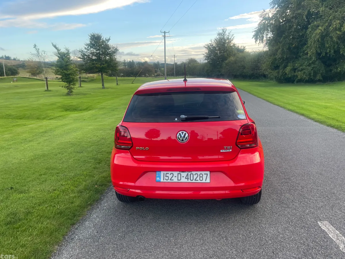 Volkswagen Polo Hatchback, Petrol, 2015, Red
