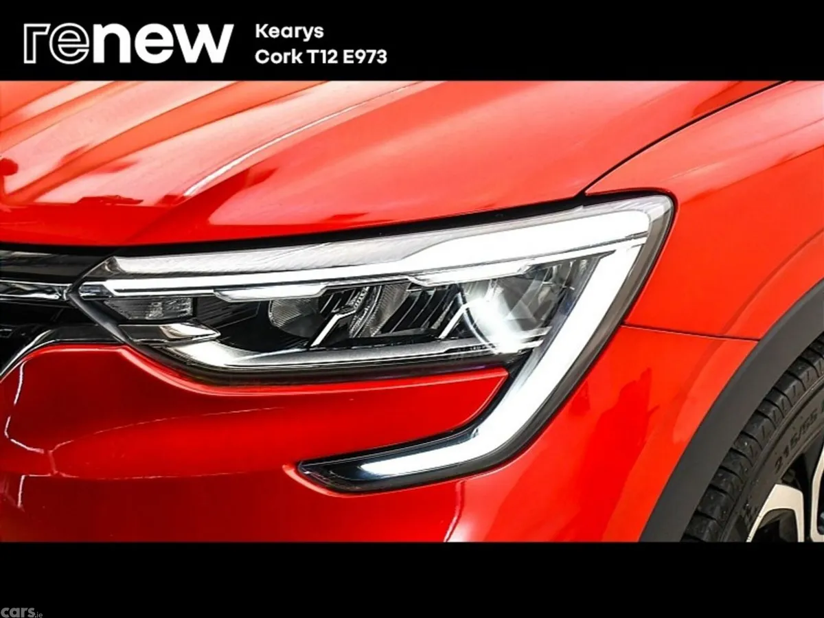 Renault Arkana SUV, Petrol, 2023, Red