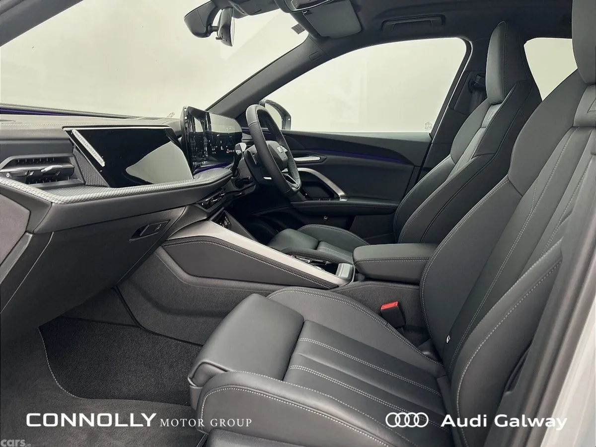 Audi Q5 SUV, Petrol Plug-in Hybrid, 2027, White